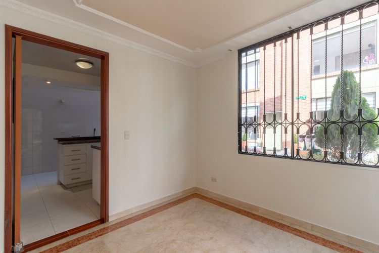 Casa de 3 alcobas en venta en Mazuren, Bogotá, 113 m² · foto 2 de 19