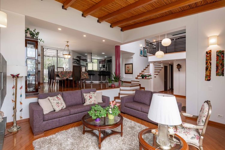 Casa de 3 alcobas en venta en El Libano, Bogotá, 270 m² · foto 7 de 20