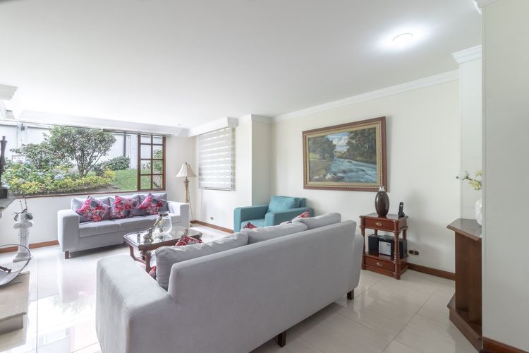 Casa de 4 alcobas en venta en Sotileza, Bogotá, 247 m² · foto 3 de 20