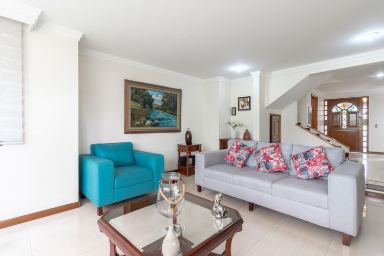 Casa de 4 alcobas en venta en Sotileza, Bogotá, 247 m² · foto 4 de 20