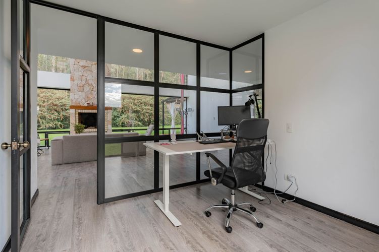 Casa de 4 alcobas en venta en Hatogrande, Sopó, 283 m² · foto 5 de 20