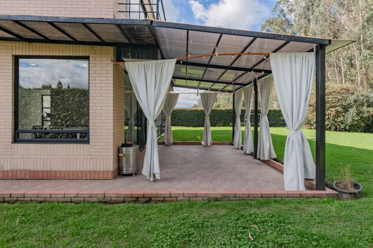 Casa de 4 alcobas en venta en Hatogrande, Sopó, 283 m² · foto 10 de 20
