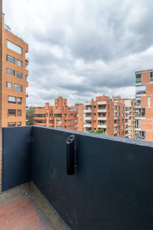 Apartamento de 3 alcobas en venta en El Refugio, Bogotá, 130 m² · foto 11 de 20