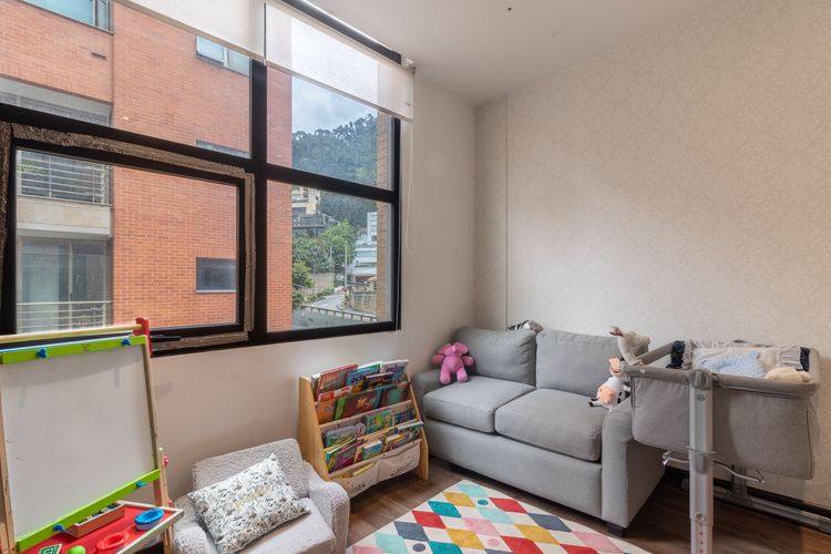 Apartamento de 3 alcobas en venta en El Refugio, Bogotá, 130 m² · foto 14 de 20