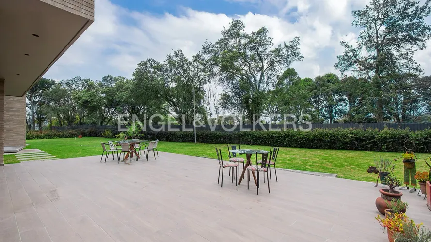 Casa de 4 alcobas en venta en Guaymaral, Bogotá, 539 m² · foto 20 de 22