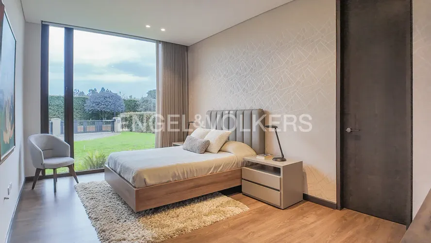 Casa de 4 alcobas en venta en Guaymaral, Bogotá, 539 m² · foto 12 de 22