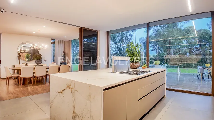 Casa de 4 alcobas en venta en Guaymaral, Bogotá, 539 m² · foto 10 de 22
