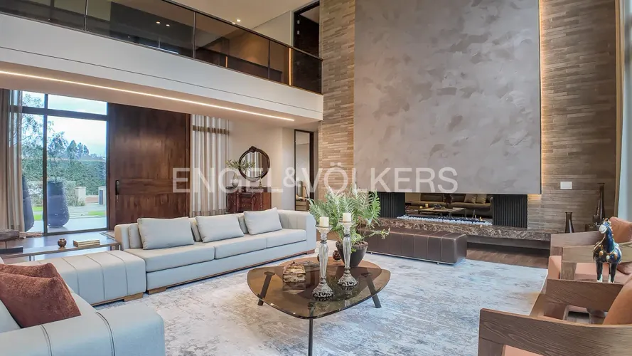 Casa de 4 alcobas en venta en Guaymaral, Bogotá, 539 m² · foto 3 de 22