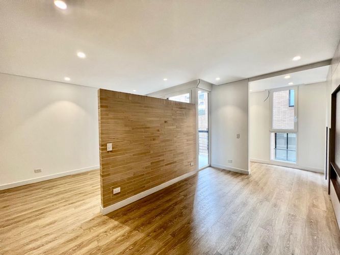Apartamento de 1 alcoba en venta en Chicó Reservado, Bogotá, 60 m² · foto 2 de 15