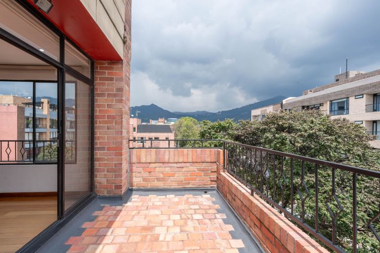 Apartamento de 5 alcobas en venta en San Patricio, Bogotá, 378 m² · foto 10 de 20