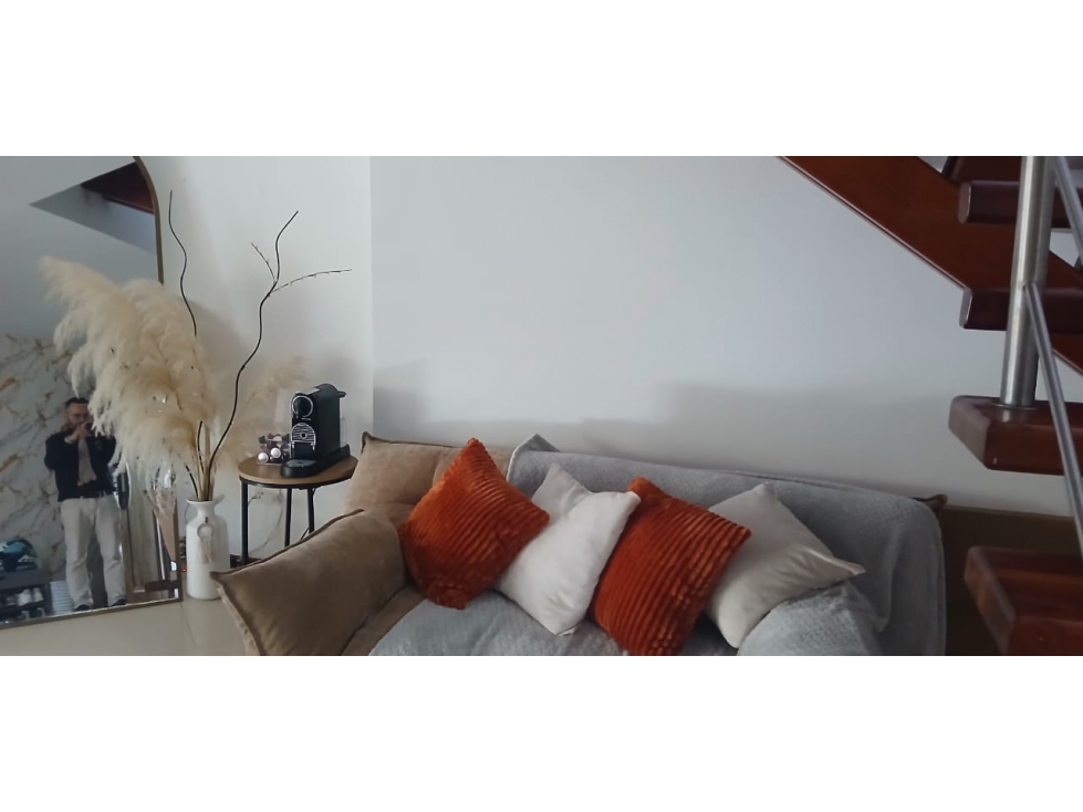 Apartamento en venta en Aves Maria, Sabaneta · foto 2 de 24