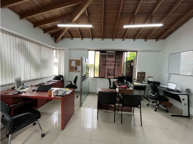 Oficina en arriendo en Conquistadores, Medellín, 35 m² · foto 3 de 14