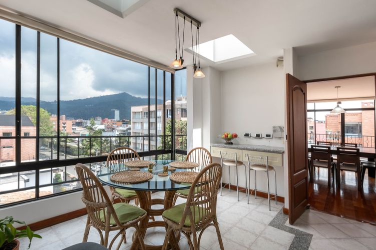Apartamento de 5 alcobas en venta en San Patricio, Bogotá, 378 m² · foto 12 de 20
