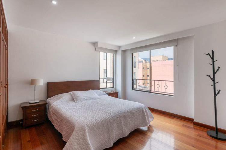 Apartamento de 5 alcobas en venta en San Patricio, Bogotá, 378 m² · foto 16 de 20