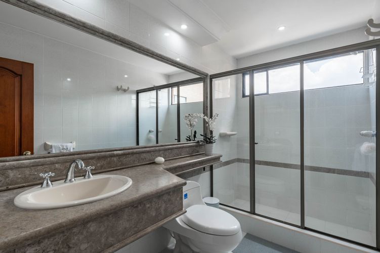 Apartamento de 5 alcobas en venta en San Patricio, Bogotá, 378 m² · foto 19 de 20