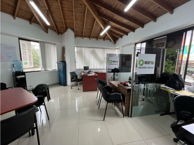 Oficina en arriendo en Conquistadores, Medellín, 35 m² · foto 7 de 14