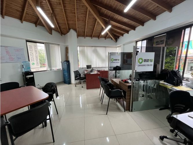 Oficina en arriendo en Conquistadores, Medellín, 35 m² · foto 8 de 14