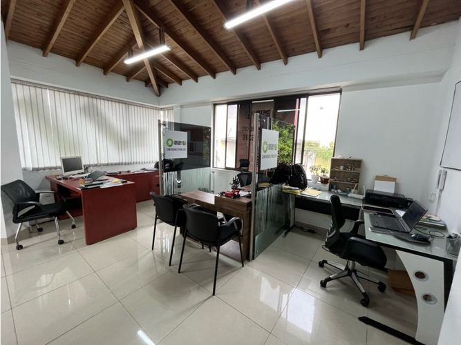 Oficina en arriendo en Conquistadores, Medellín, 35 m² · foto 10 de 14