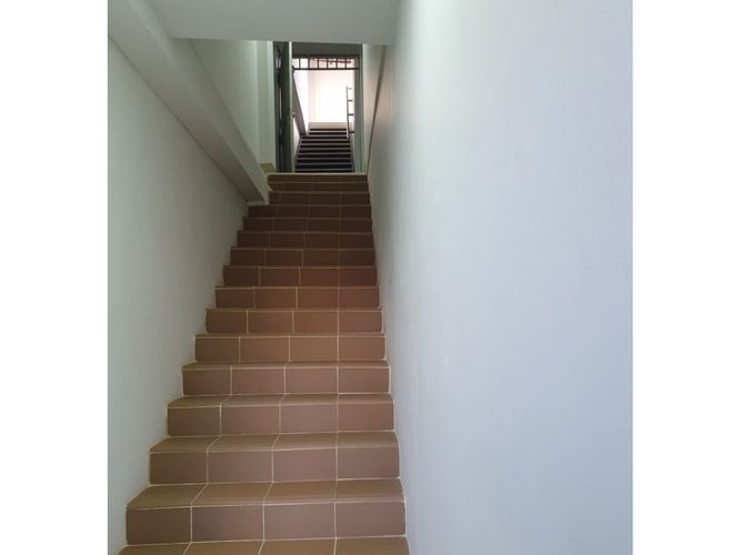 Bodega en arriendo en La Candelaria, Medellín, 218 m² · foto 6 de 12