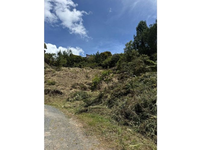 Lote en venta en Carrizales, Envigado, 1748 m² · foto 7 de 10