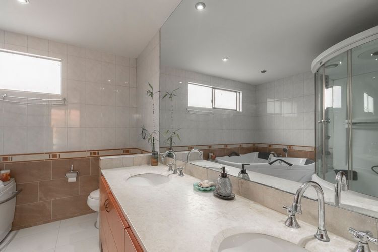 Apartamento de 4 alcobas en venta en Ciudad Salitre, Bogotá, 240 m² · foto 7 de 20
