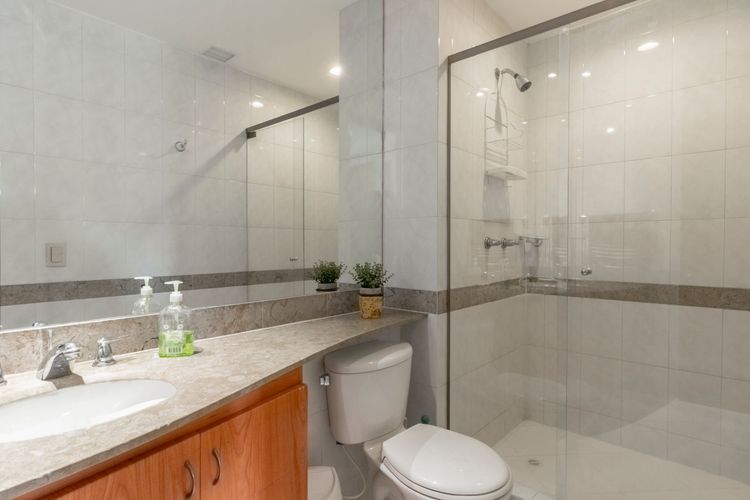 Apartamento de 4 alcobas en venta en Ciudad Salitre, Bogotá, 240 m² · foto 9 de 20