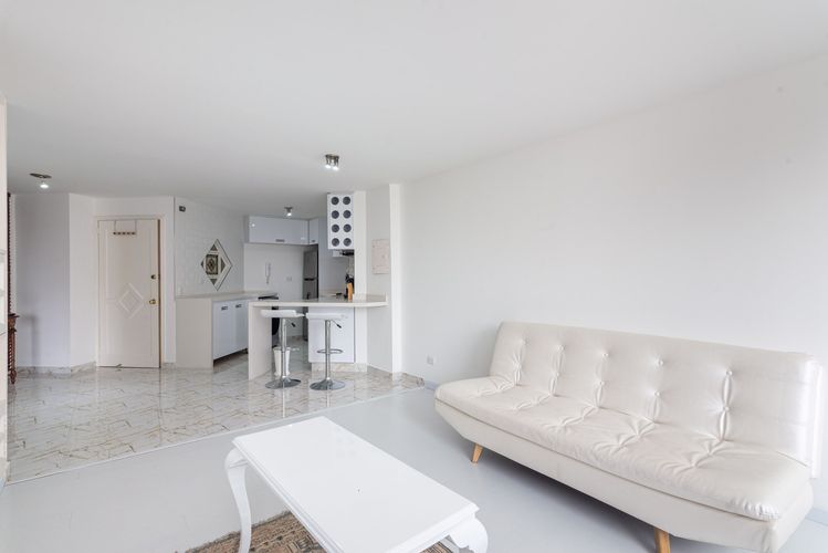 Apartamento de 1 alcoba en arriendo en La Cabrera, Bogotá, 56 m² · foto 2 de 14