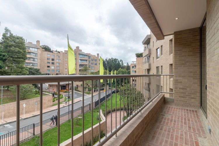 Apartamento de 3 alcobas en venta en Colinas De Suba, Bogotá, 177 m² · foto 6 de 20