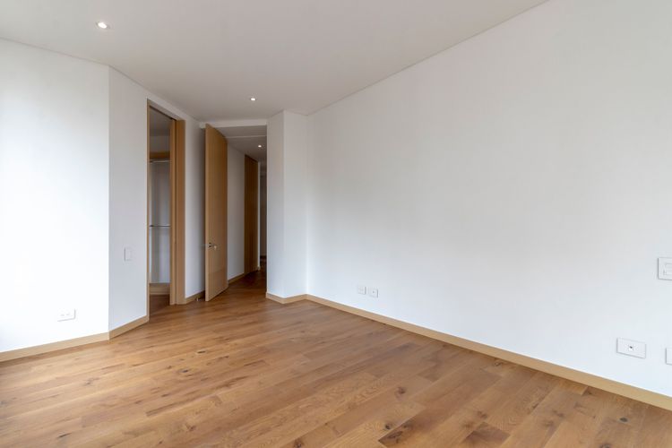 Apartamento de 3 alcobas en venta en Colinas De Suba, Bogotá, 177 m² · foto 16 de 20