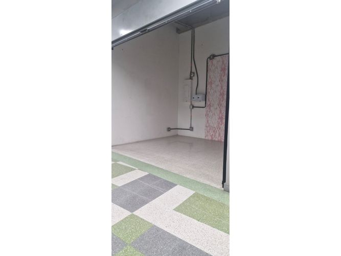 Local en arriendo en Perez, Bello, 12 m² · foto 2 de 4