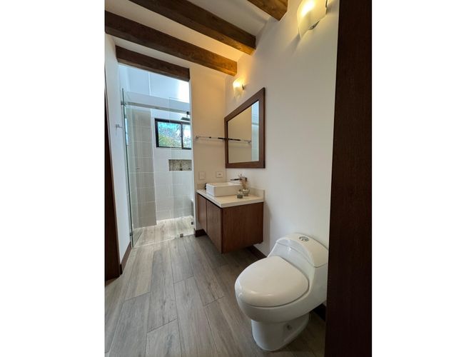 Casa de 4 alcobas en venta en Cabeceras De Llanogrande, Rionegro, 704 m² · foto 5 de 18