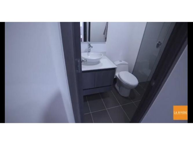 Apartamento de 1 alcoba en venta en El Poblado, Medellín, 51 m² · foto 11 de 18