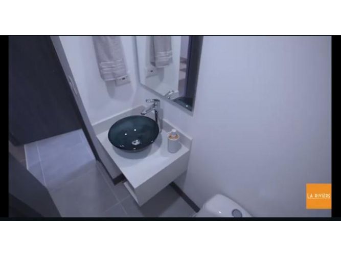 Apartamento de 1 alcoba en venta en El Poblado, Medellín, 51 m² · foto 17 de 18