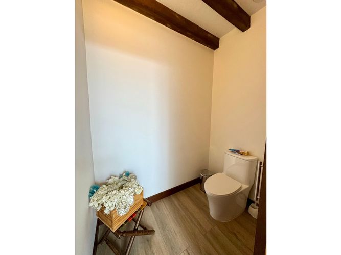 Casa de 4 alcobas en venta en Cabeceras De Llanogrande, Rionegro, 704 m² · foto 15 de 18