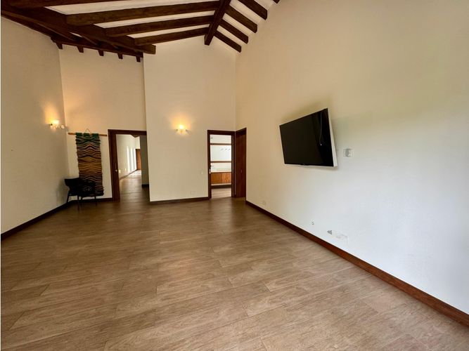 Casa de 4 alcobas en venta en Cabeceras De Llanogrande, Rionegro, 704 m² · foto 17 de 18