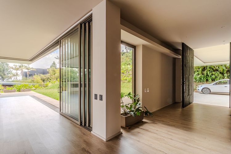 Casa de 3 alcobas en venta en Loma Del Chocho, Envigado, 611 m² · foto 7 de 20
