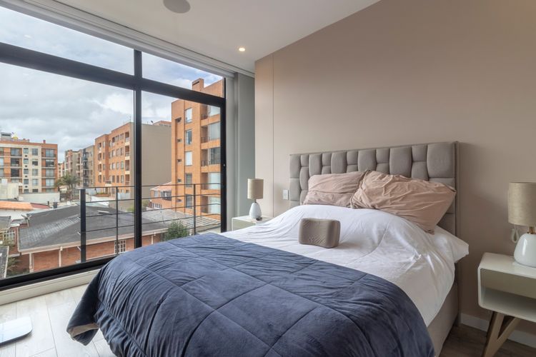 Apartamento de 1 alcoba en venta en Santa Barbara Occidental, Bogotá, 56 m² · foto 8 de 16