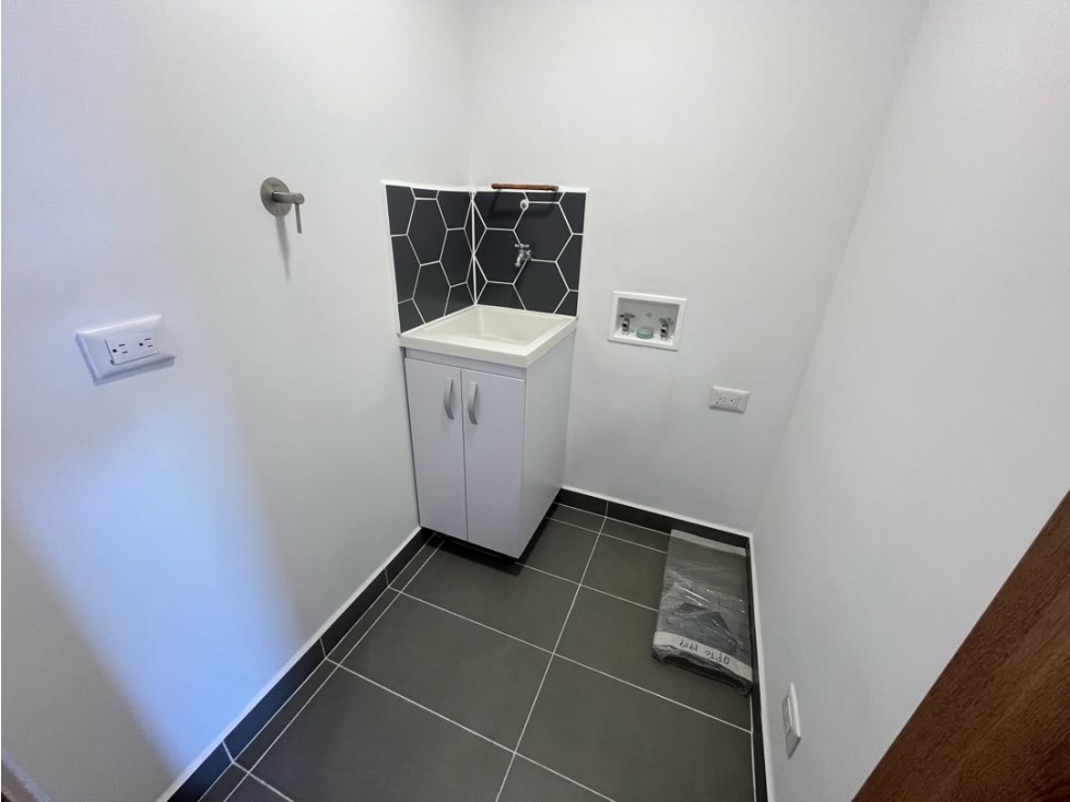 Apartamento en venta en Las Vegas, Envigado · foto 7 de 24