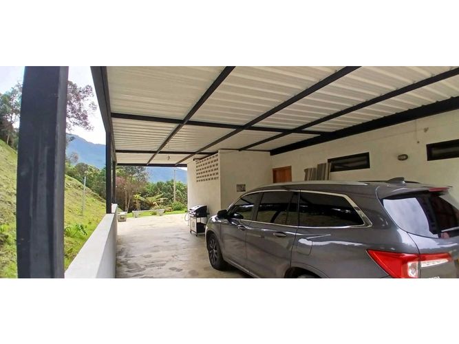 Casa de 5 alcobas en venta en La Catedral, Envigado · foto 4 de 24