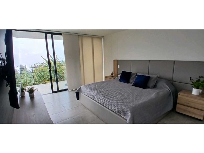 Casa de 5 alcobas en venta en La Catedral, Envigado · foto 18 de 24