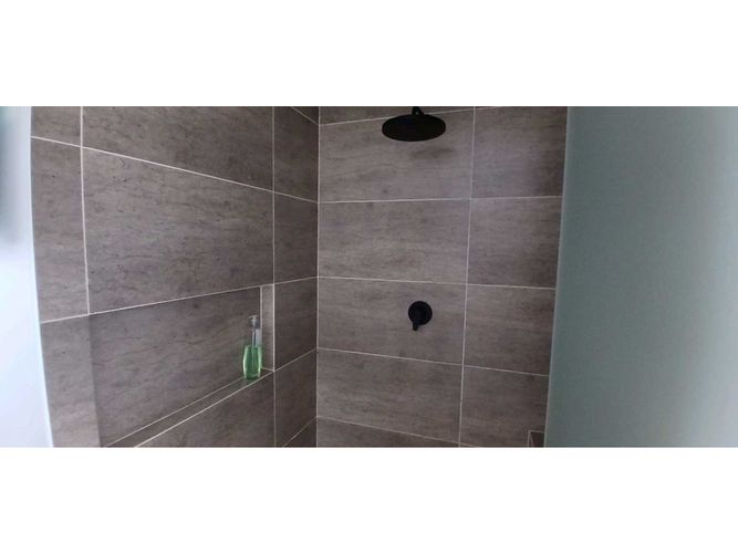 Casa de 5 alcobas en venta en La Catedral, Envigado · foto 21 de 24