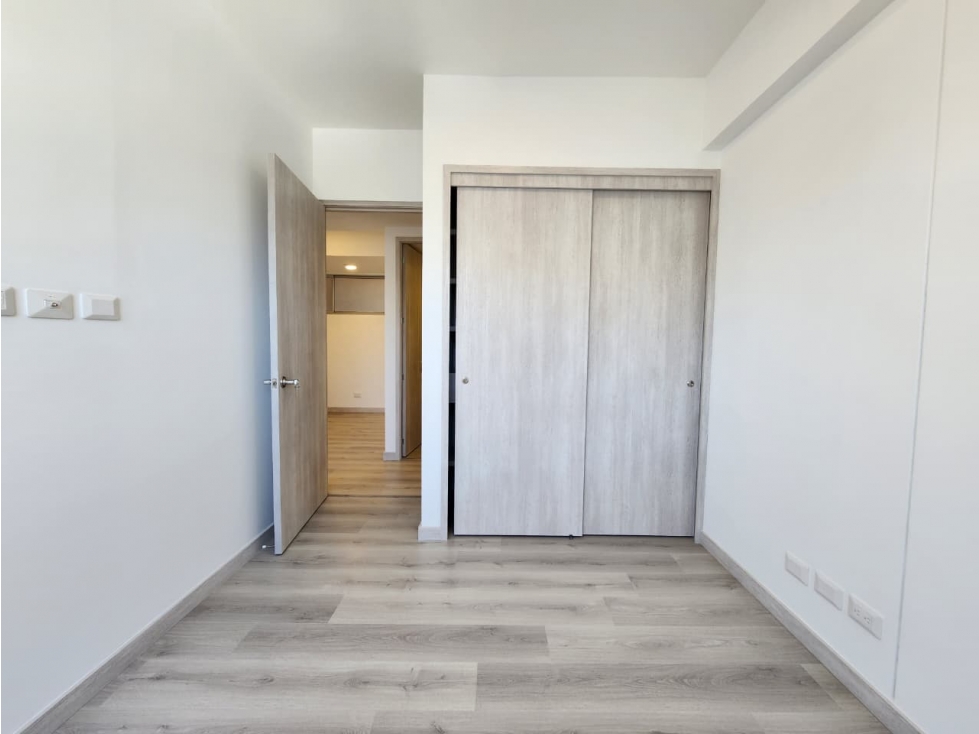 Apartamento en venta en Calasanz, Medellín · foto 8 de 18