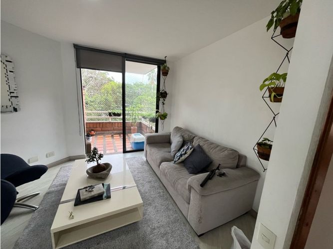 Apartamento de 3 alcobas en venta en Bolivariana, Medellín, 96 m² · foto 3 de 24