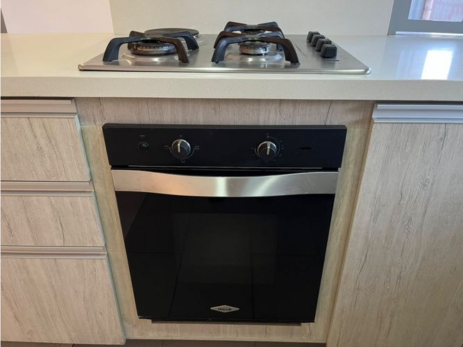 Apartamento de 2 alcobas en arriendo en Loma De Las Brujas, Medellín, 80 m² · foto 4 de 20