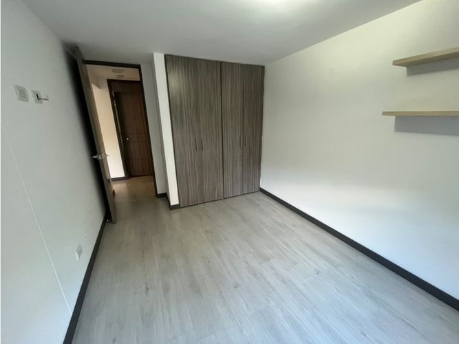Apartamento de 2 alcobas en arriendo en Loma De Las Brujas, Medellín, 80 m² · foto 7 de 20