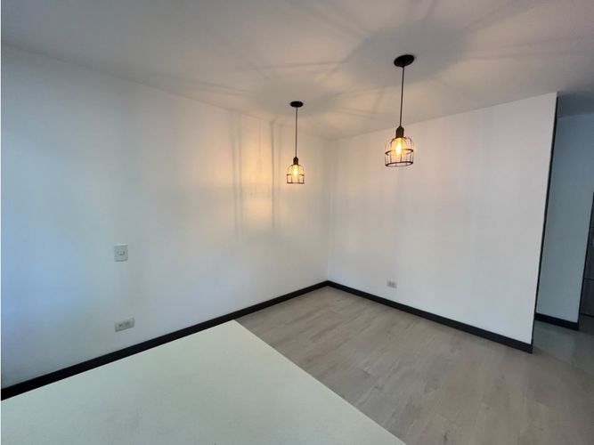 Apartamento de 2 alcobas en arriendo en Loma De Las Brujas, Medellín, 80 m² · foto 11 de 20