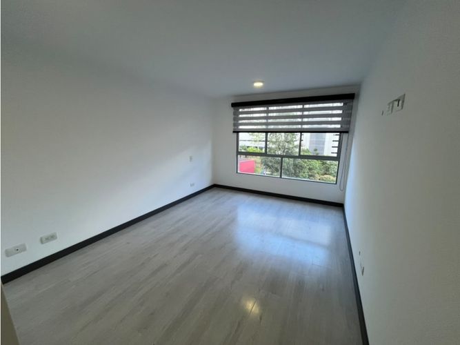Apartamento de 2 alcobas en arriendo en Loma De Las Brujas, Medellín, 80 m² · foto 12 de 20