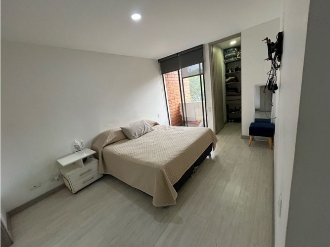 Apartamento de 3 alcobas en venta en Bolivariana, Medellín, 96 m² · foto 21 de 24