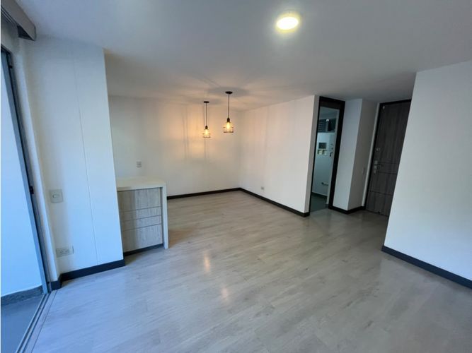 Apartamento de 2 alcobas en arriendo en Loma De Las Brujas, Medellín, 80 m² · foto 15 de 20