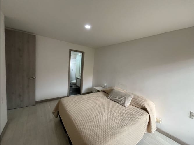 Apartamento de 3 alcobas en venta en Bolivariana, Medellín, 96 m² · foto 23 de 24